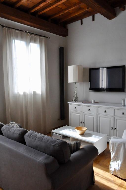 פירנצה Borgo San Frediano - Flo Apartments מראה חיצוני תמונה